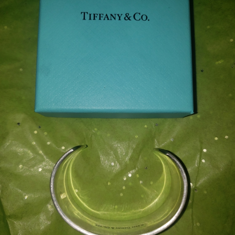 Tiffany & Co Wide Cuff - Picture 3 of 4